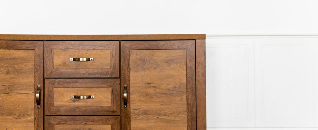 Restauração de Móveis de Madeira: Vale a Pena Investir?